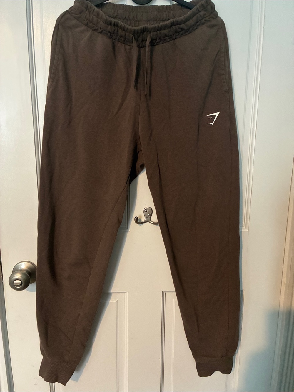 Gymshark Men’s Dark Brown Jogger Sweatpants